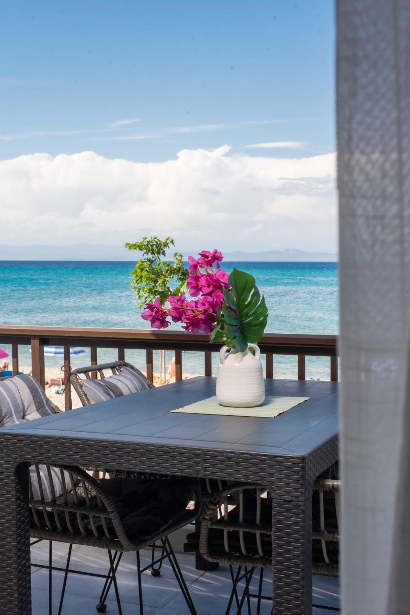 Villa Houseloft Horizon Seafront Pefkochori Extérieur photo